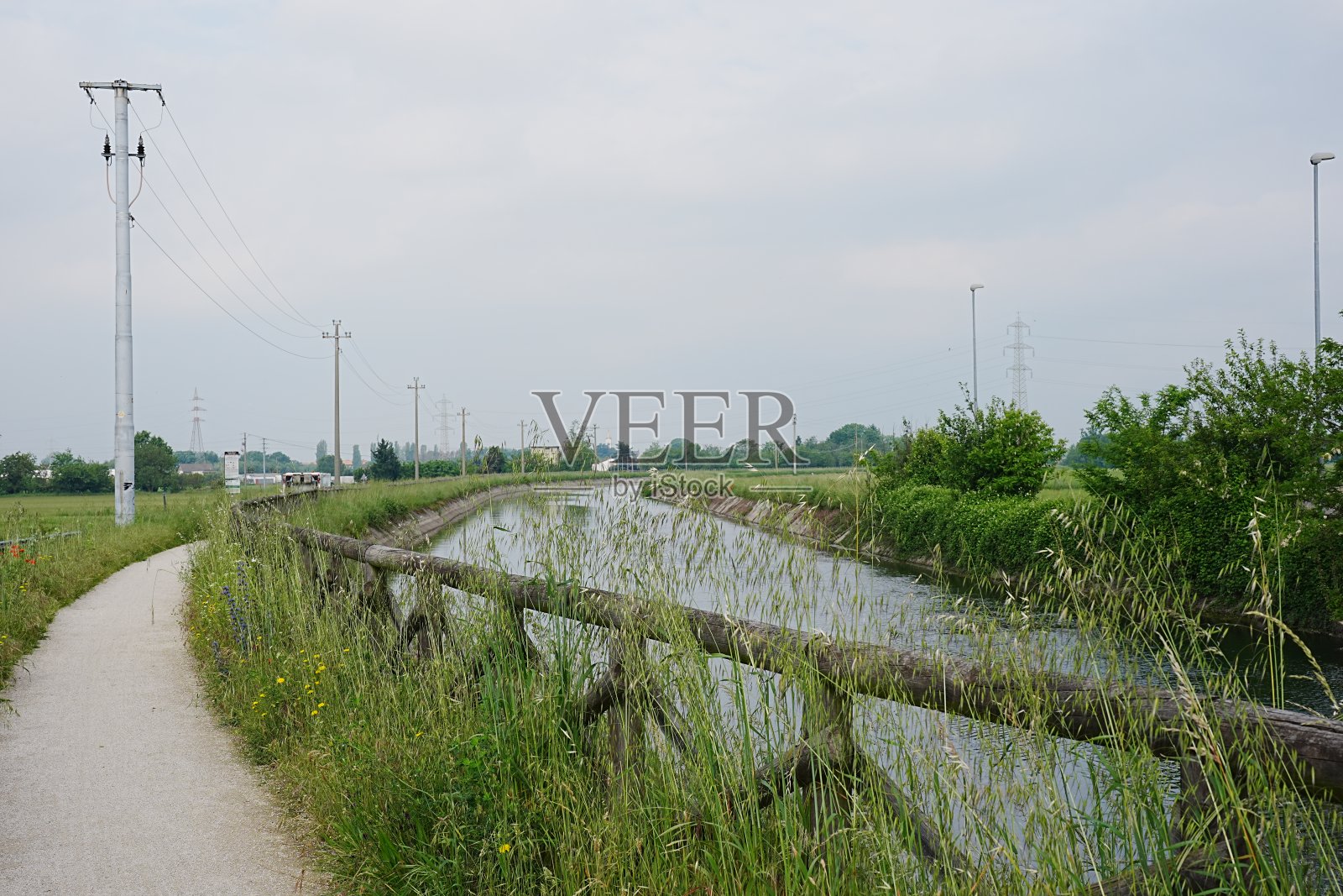 水渠照片摄影图片