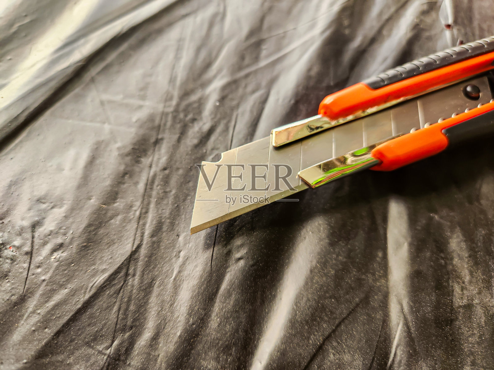 刀具在黑色背景上照片摄影图片