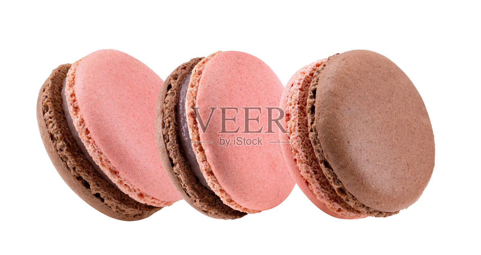 马卡龙被隔离在白色的背景上照片摄影图片