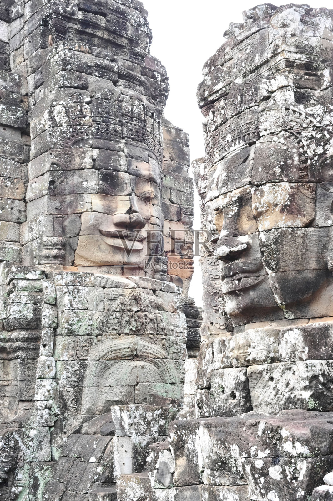 吴哥窟巴戎寺雄伟的雕刻面孔照片摄影图片