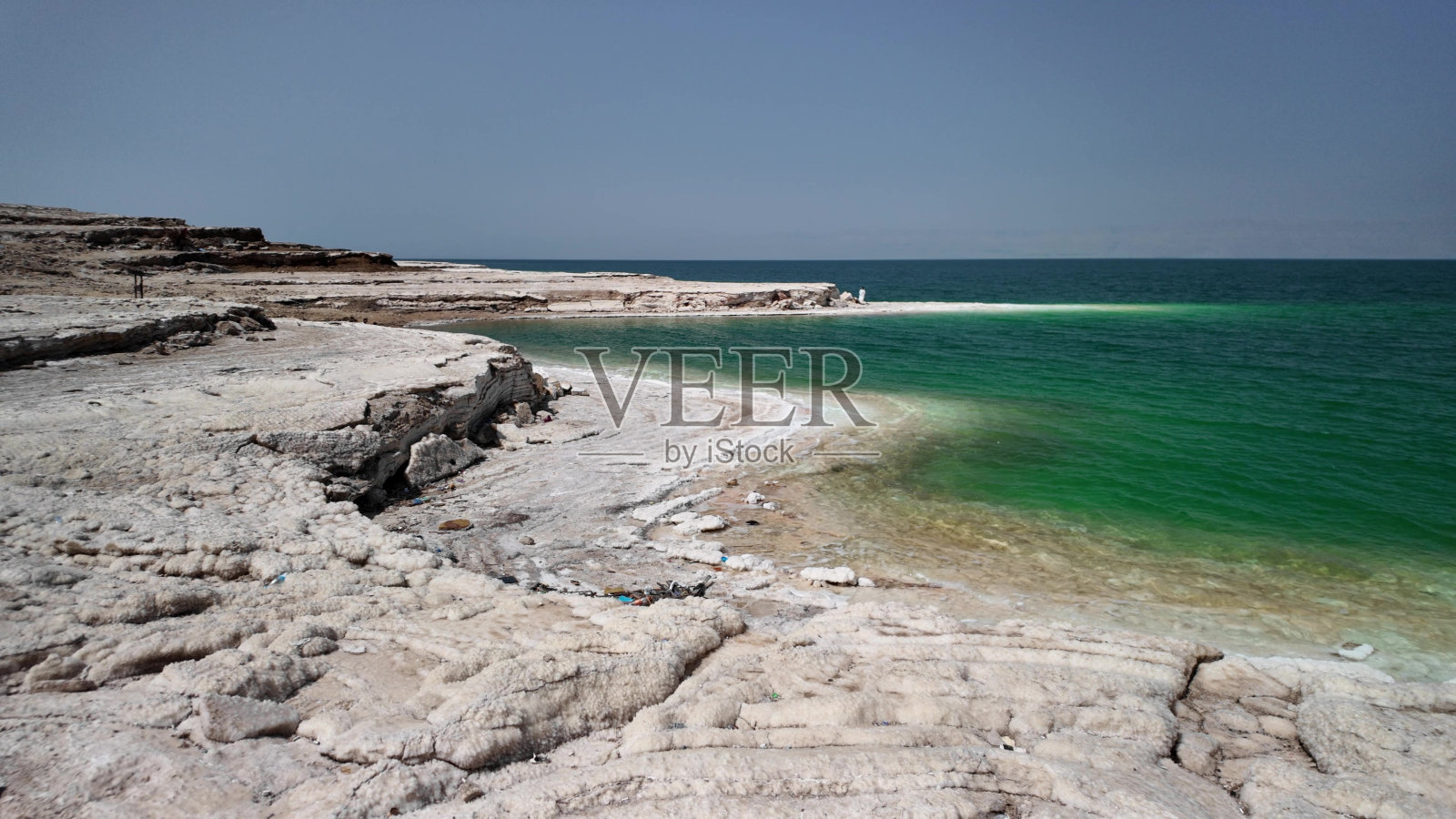 约旦死海海岸线的全景照片摄影图片