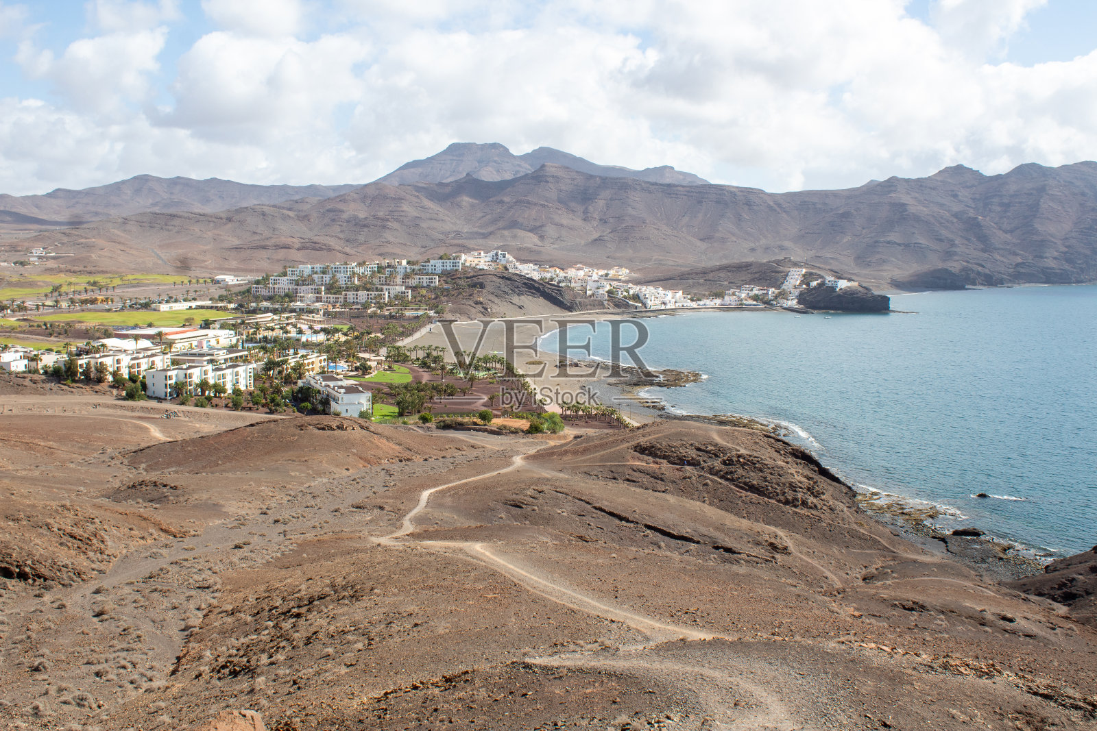 富埃特文图拉岛上的山脉照片摄影图片