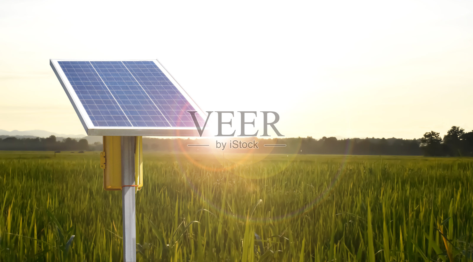 小型太阳能电池照片摄影图片