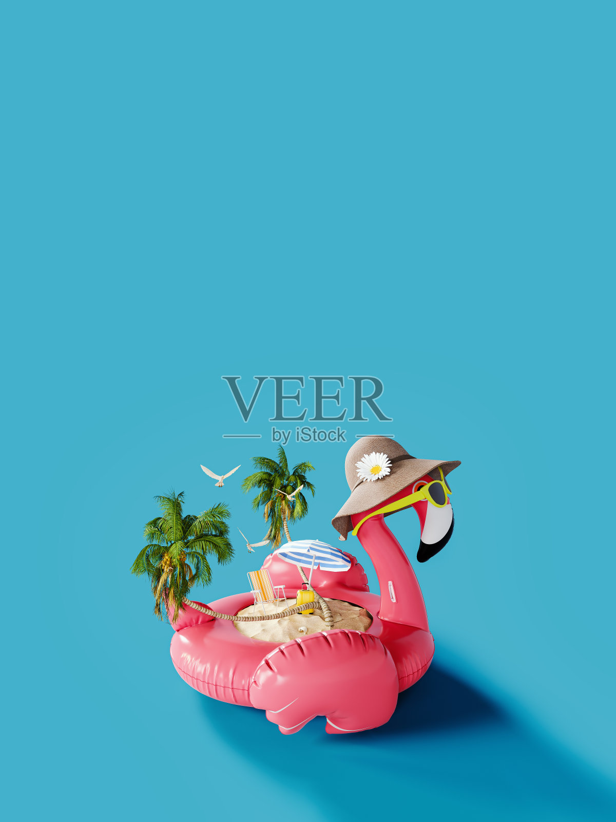 粉红色的火烈鸟与帽子和太阳镜在充满活力的蓝色背景与复制空间。夏季旅游概念设计。照片摄影图片
