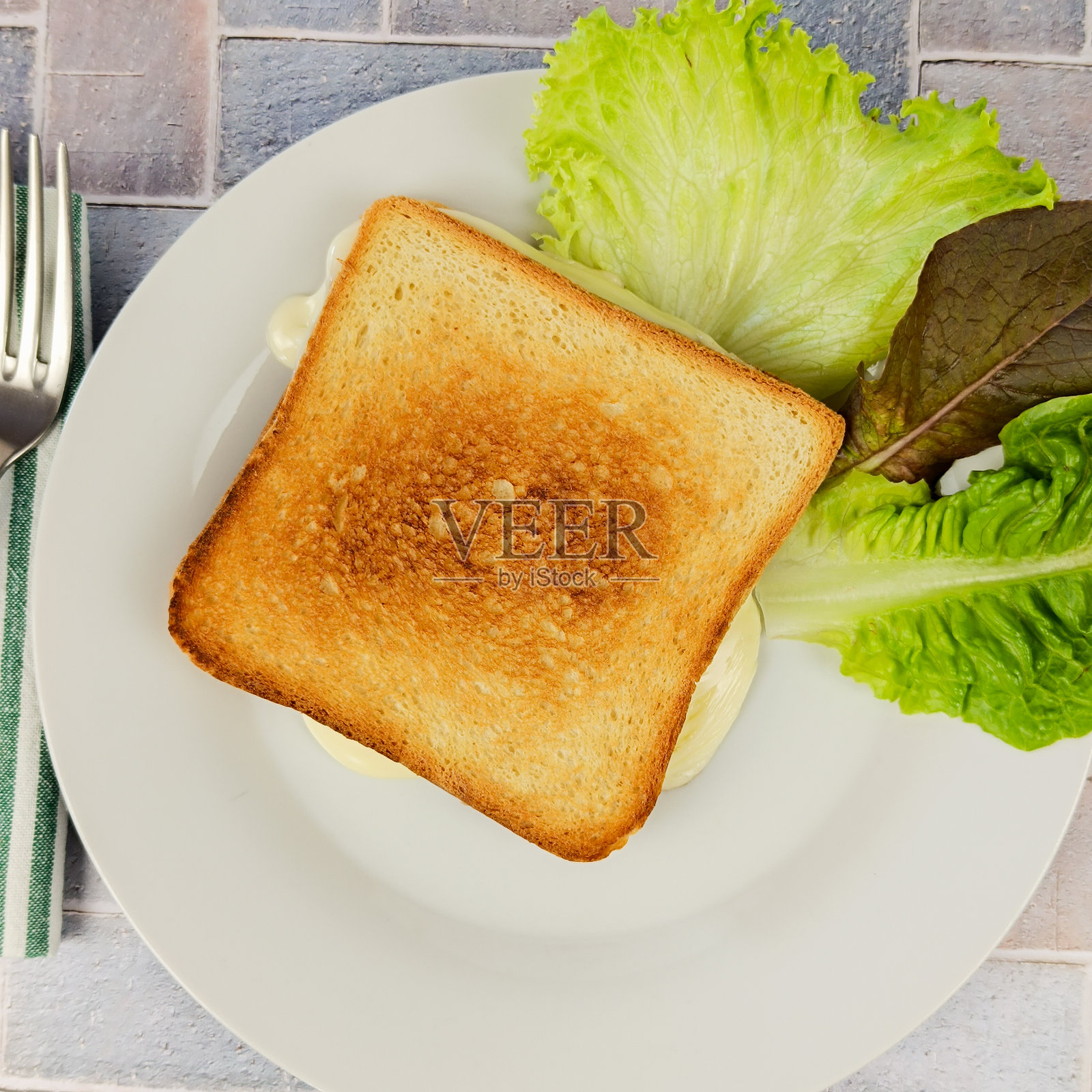 奶酪吐司,特写,放在盘子里照片摄影图片