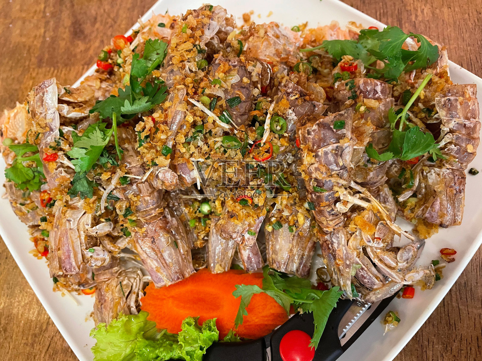 蒜椒炒小龙虾照片摄影图片