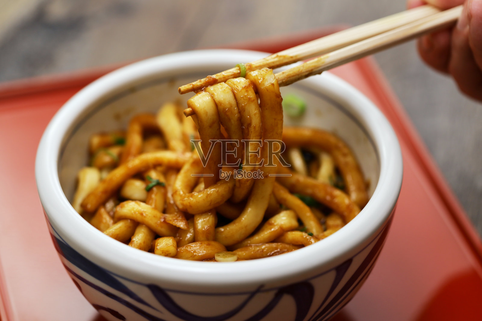 伊势乌冬面甜酱油,日本料理照片摄影图片