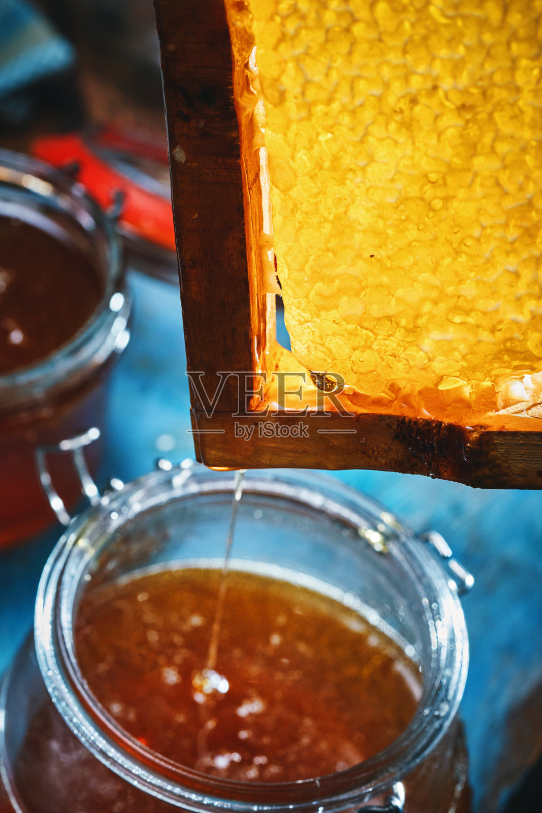 健康蜂蜜与蜂巢照片摄影图片