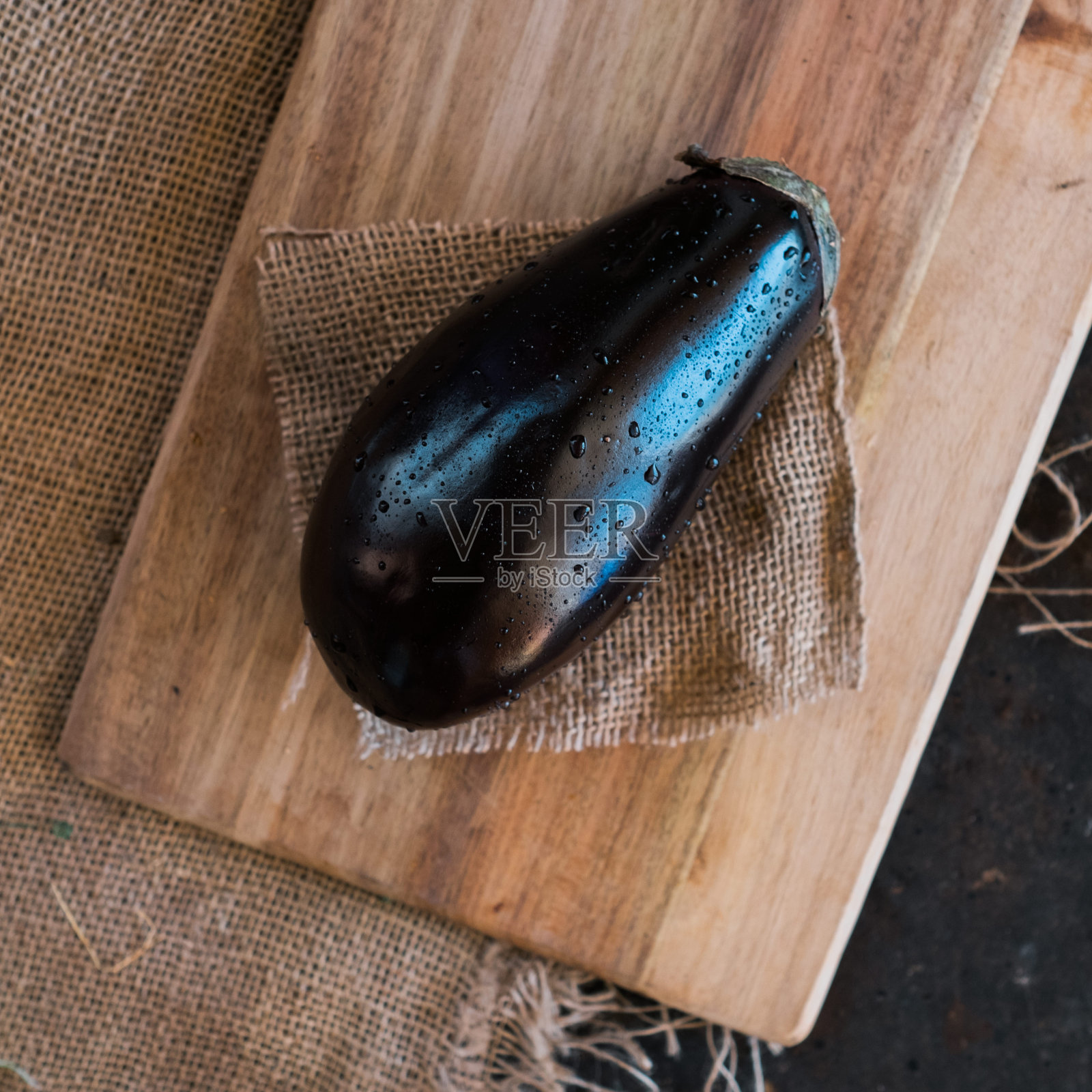 有机食品-肉类和蔬菜照片摄影图片