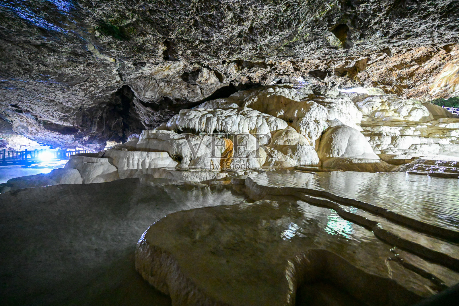 土耳其代尼兹利的卡克里克洞穴照片摄影图片