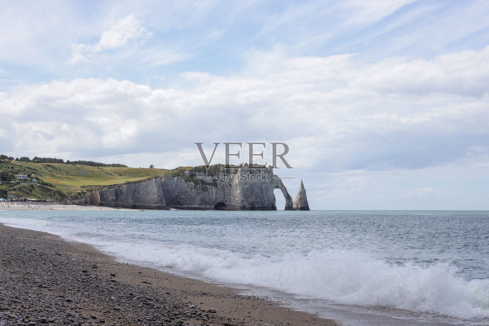 拥有天然拱门的北海美景。照片摄影图片