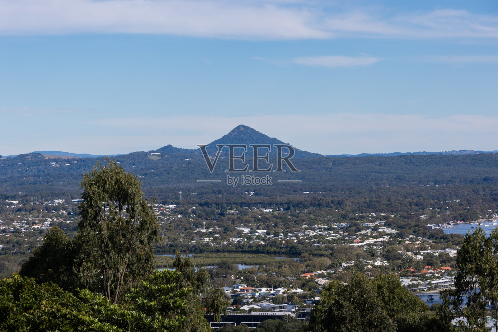 努沙的山景照片摄影图片