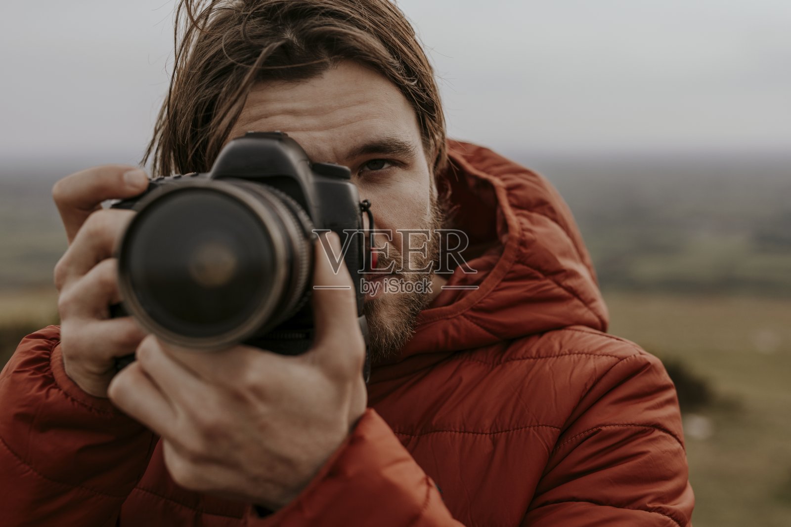拍摄自然风光的摄影师照片摄影图片