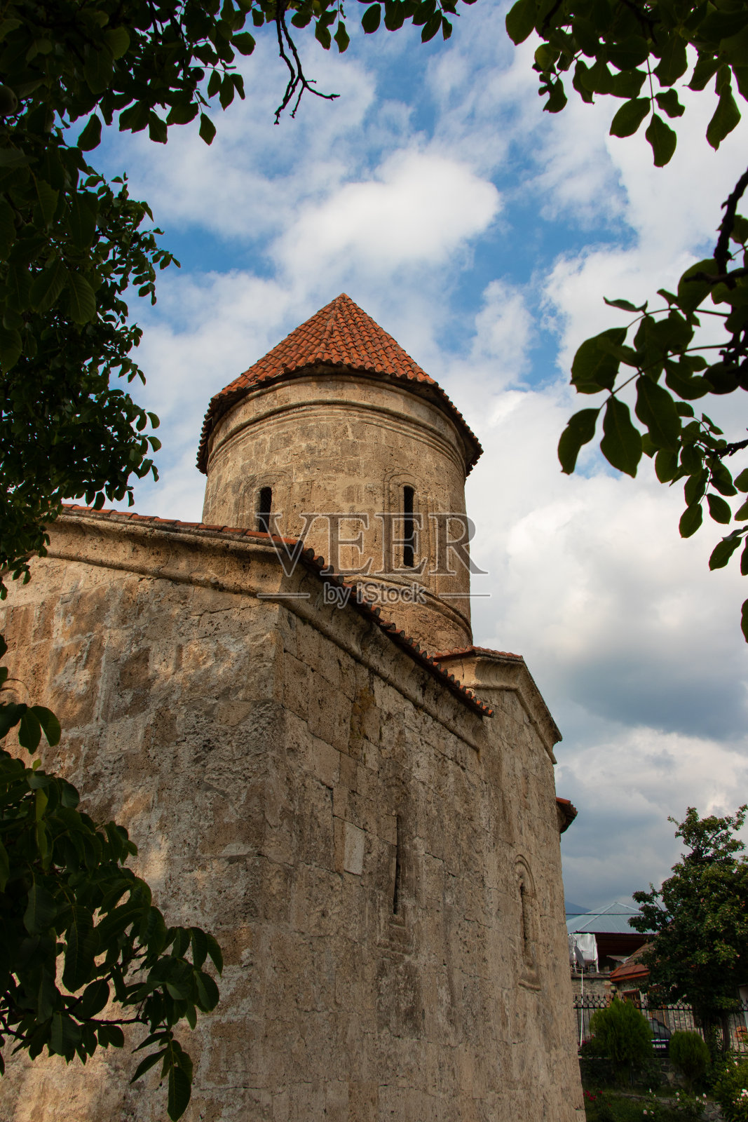 阿塞拜疆谢基市基什村的圣埃利什教堂。高加索地区的早期基督教照片摄影图片