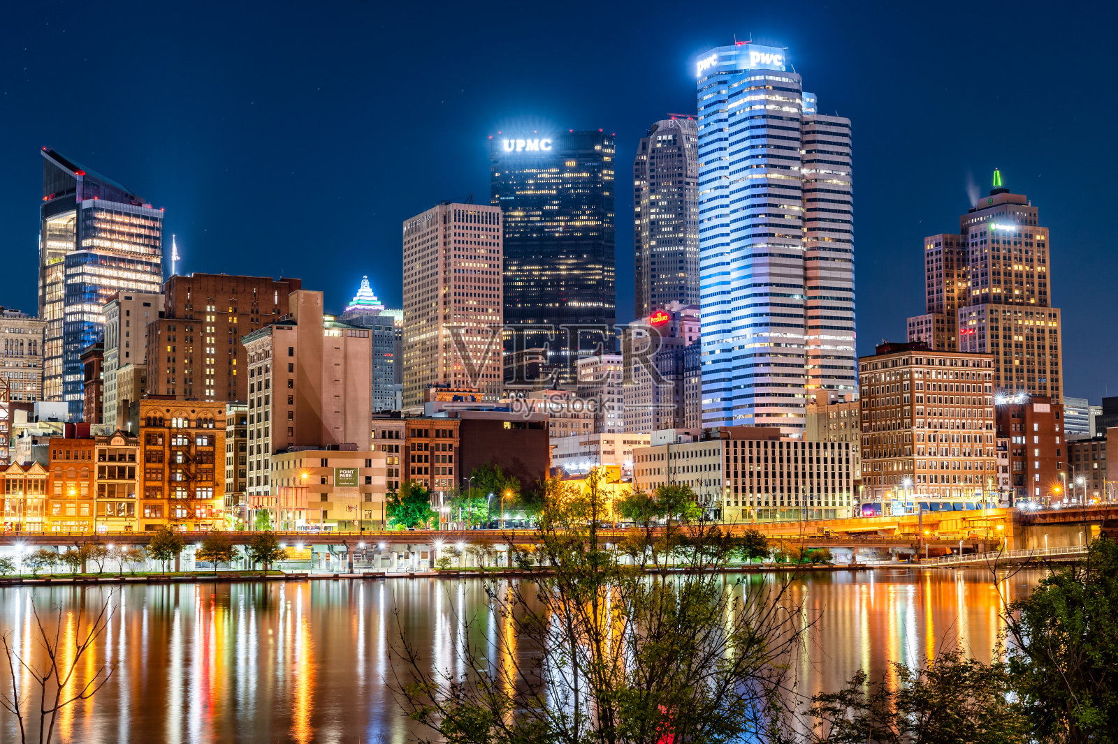 匹兹堡,宾夕法尼亚州莫农加希拉河照片摄影图片