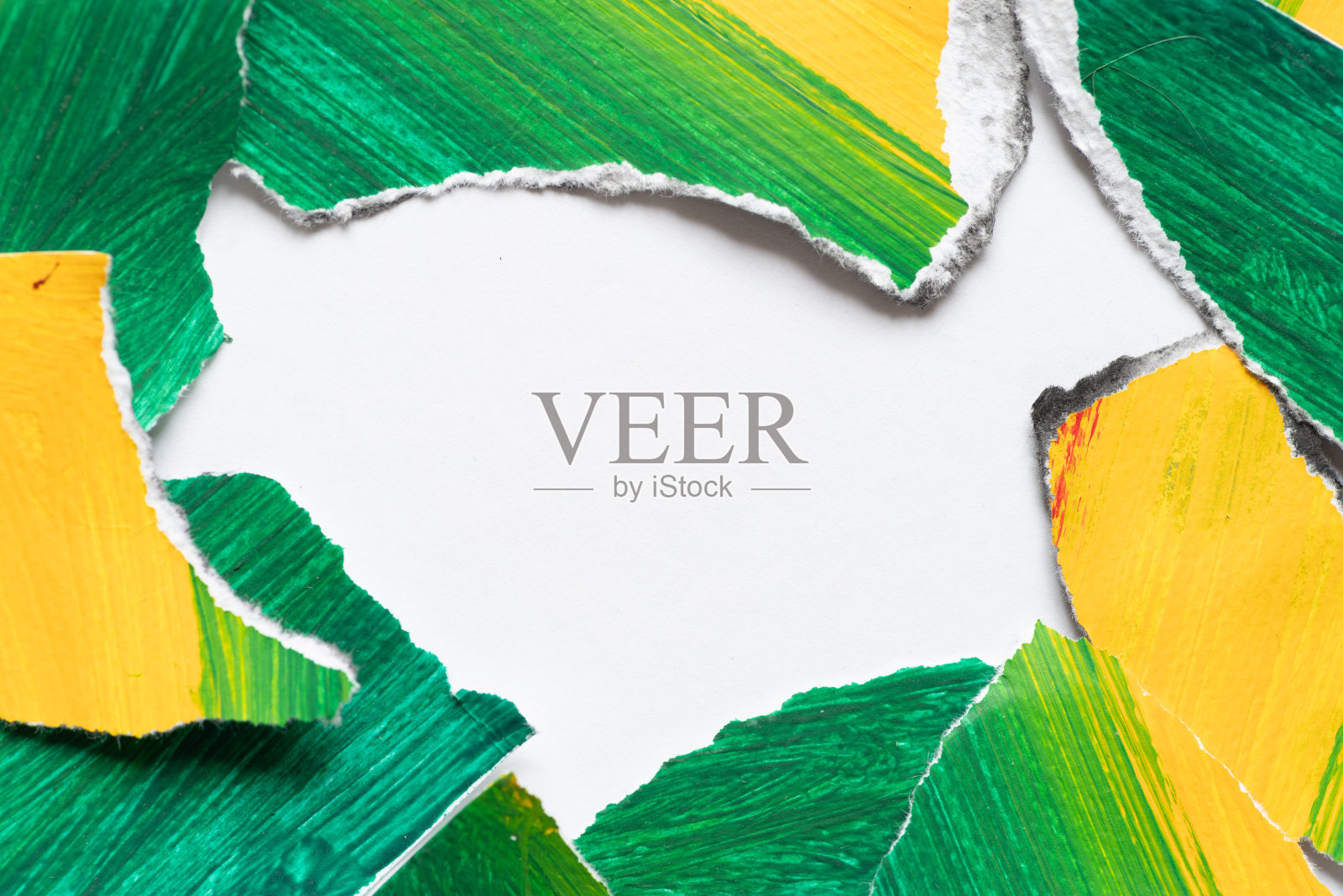 白底破纸照片摄影图片