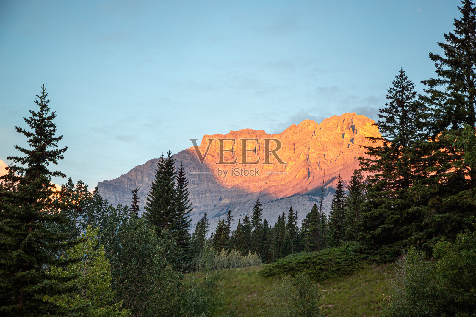 班夫国家公园,Yoho国家公园,旅游目的地,落基山脉,高山湖泊,雄伟,风景优美,自然美景,惊险,全景,荒野,户外探险,原始,未受影响,山景,加拿大落基山脉,翡翠湖照片摄影图片