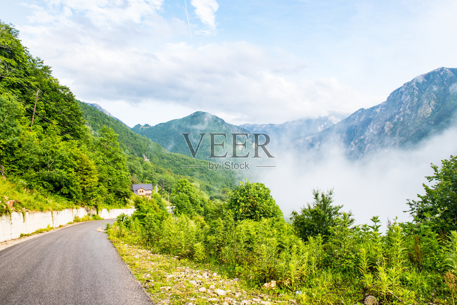 科索沃鲁戈瓦峡谷美丽的自然风光照片摄影图片