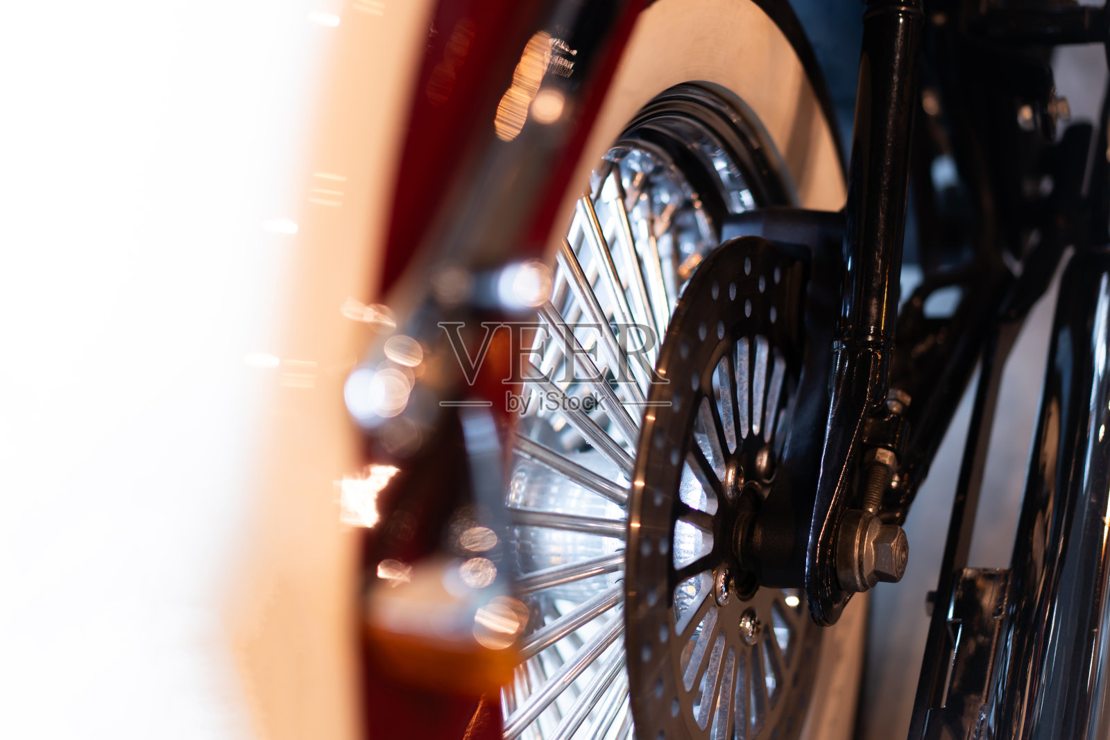 辐条摩托车轮毂和合金轮毂专注于制动和离合器系统,盘照片摄影图片