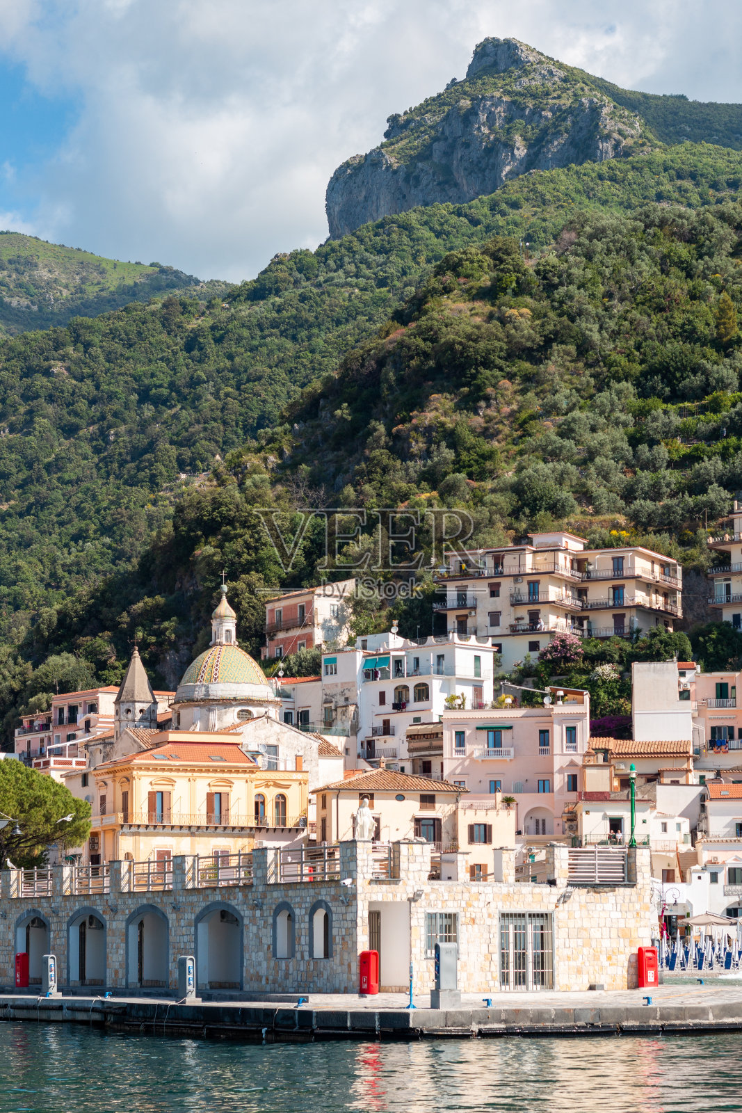 从船上看齐塔拉照片摄影图片