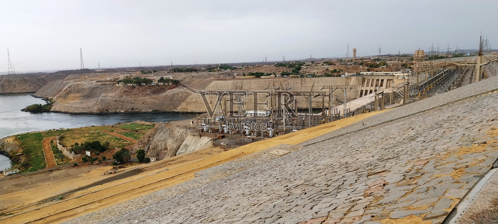 阿斯旺大坝的景色照片摄影图片