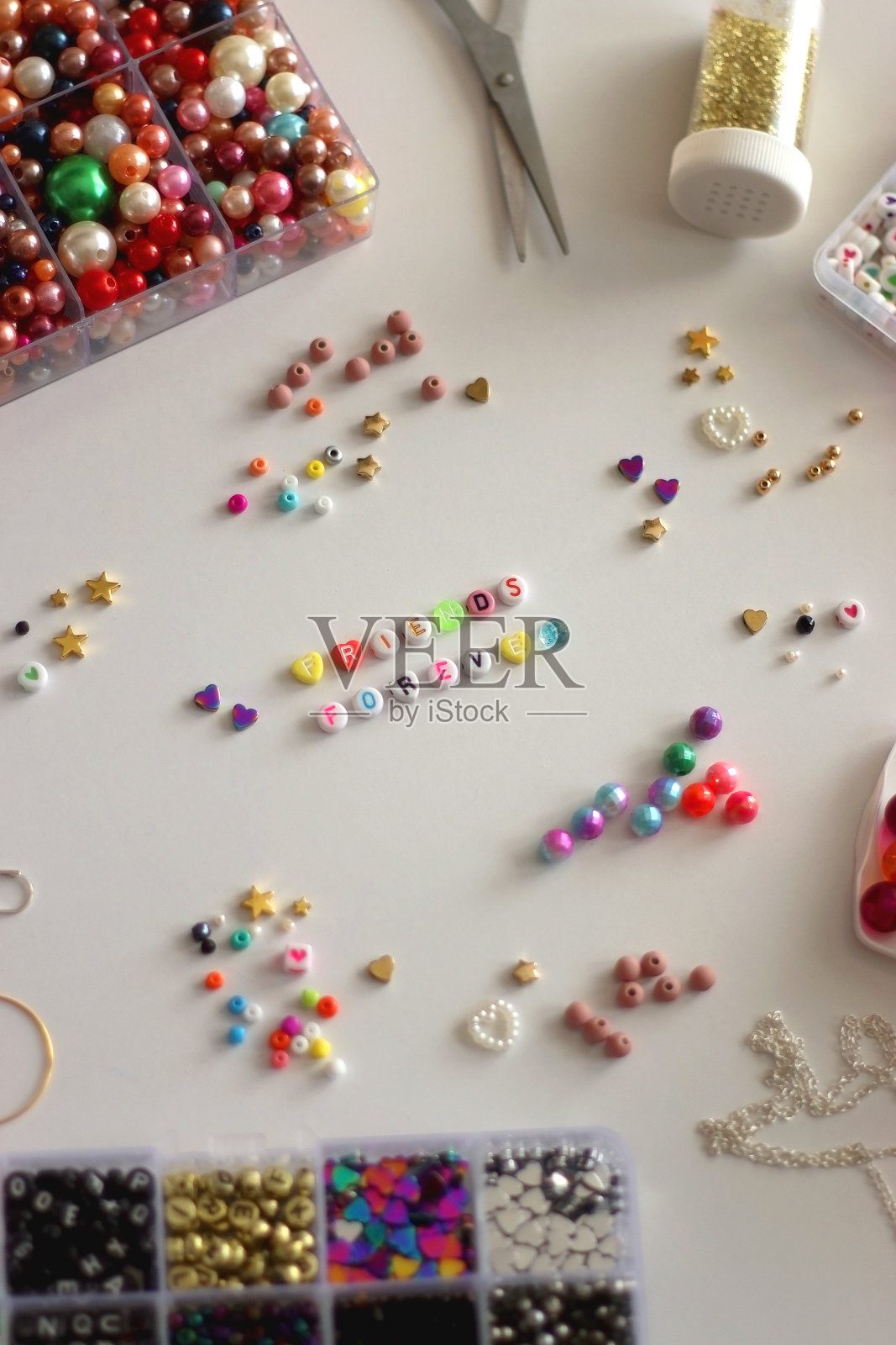 交到永远的朋友手链照片摄影图片