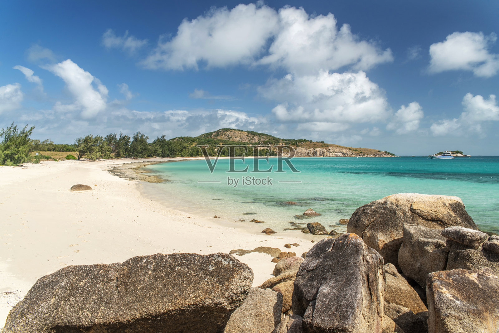 澳大利亚蜥蜴岛风景如画的热带沙滩屈臣氏海滩,绿松石般的海水照片摄影图片