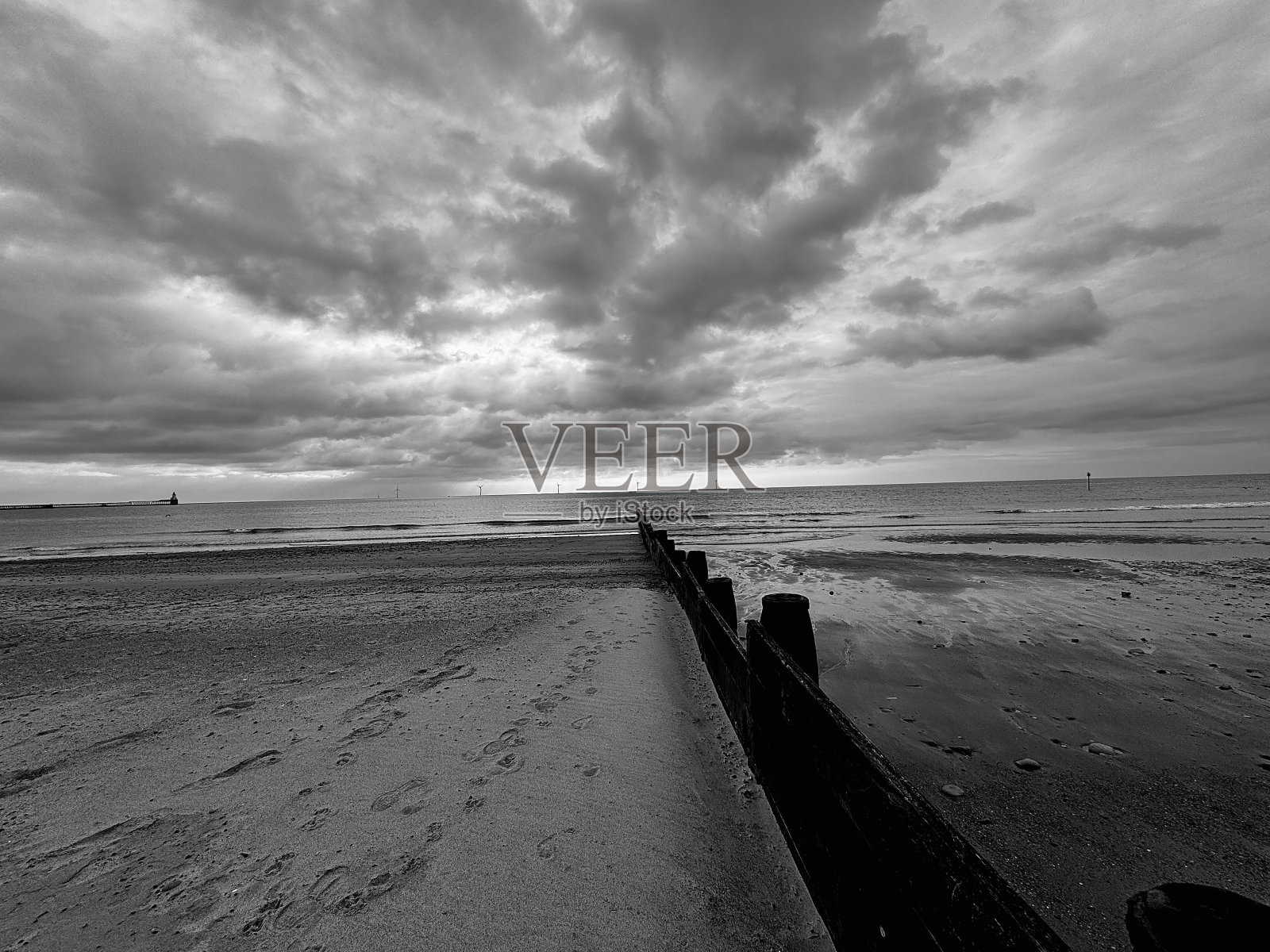 格罗恩尼和大海的云景照片摄影图片