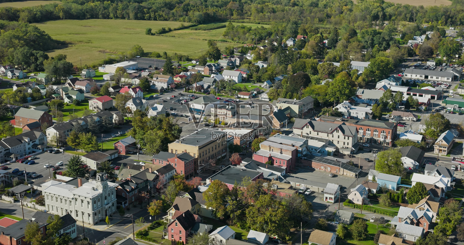 宾夕法尼亚州莱康明县小镇的航拍照片照片摄影图片
