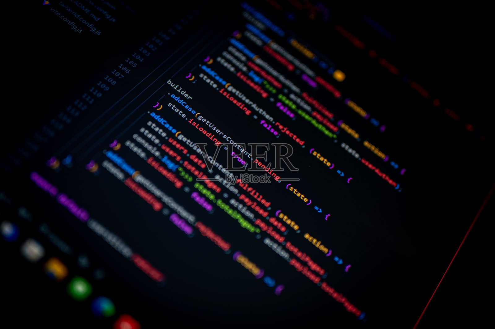 JavaScript编程语言中的文本编辑器代码。网络安全防范黑客攻击。照片摄影图片