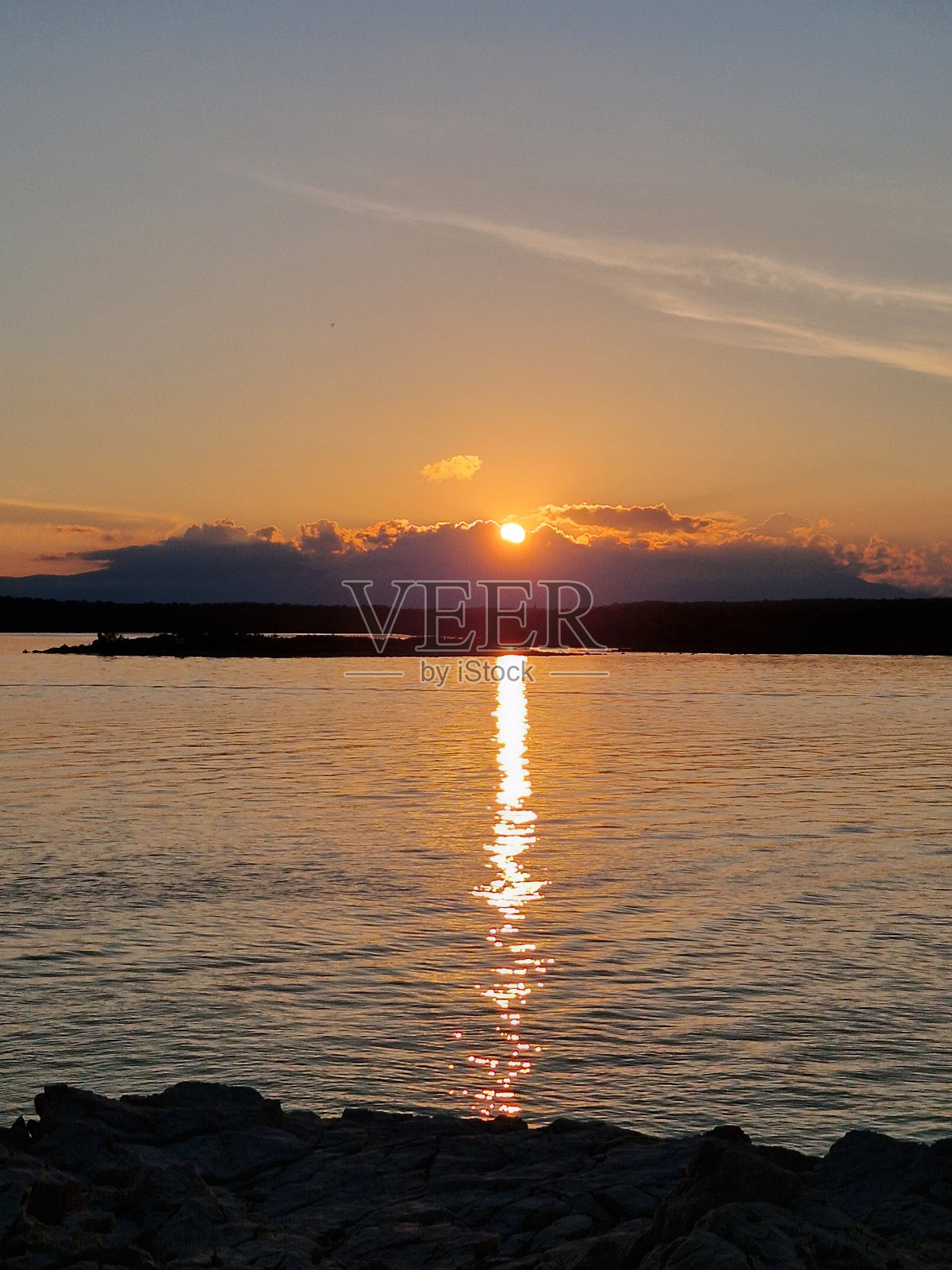 克尔克岛-日落照片摄影图片