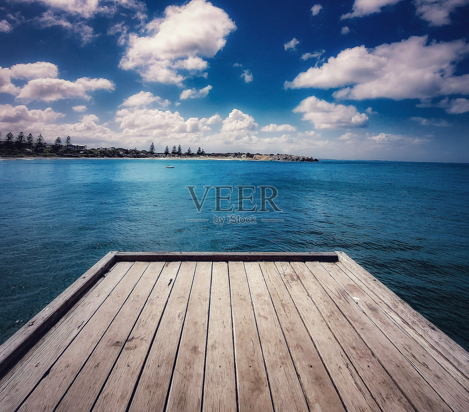 木制码头和海景照片摄影图片