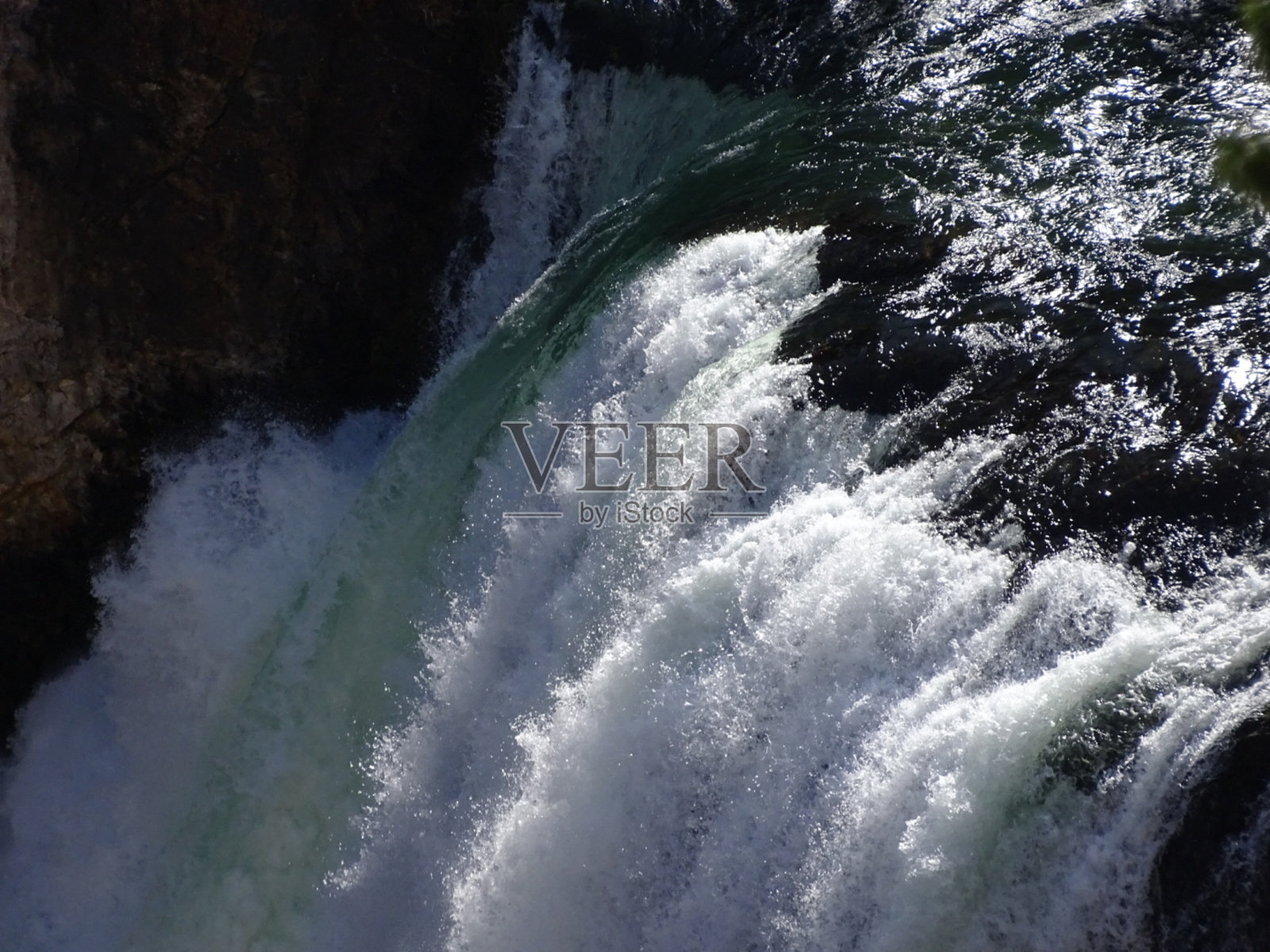 瀑布特写照片摄影图片