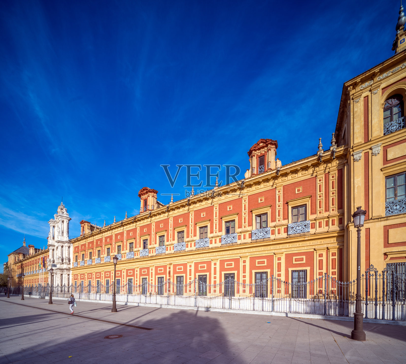 圣特尔莫宫,西班牙塞维利亚政府大楼照片摄影图片