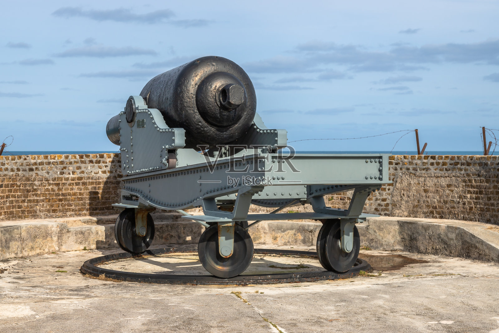 百慕大要塞的大炮照片摄影图片