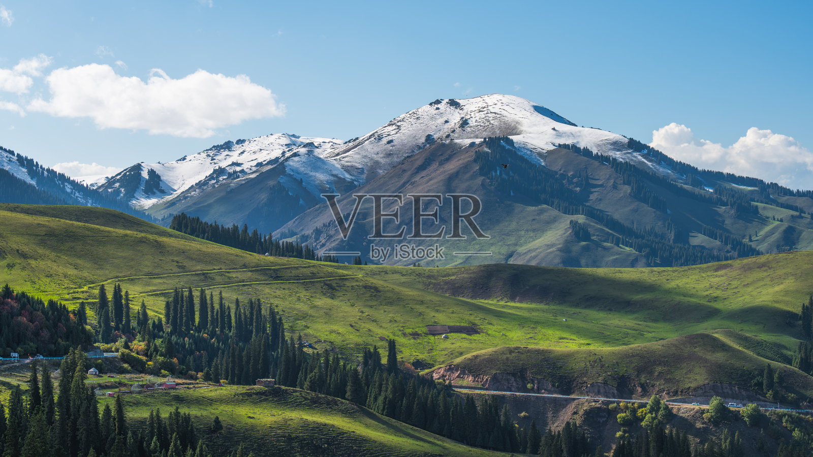 中国新疆217国道杜库公路沿线风景照片摄影图片