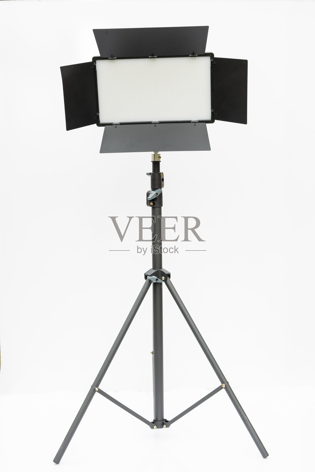 LED灯面板上的立场。专业照明设备。照片摄影图片