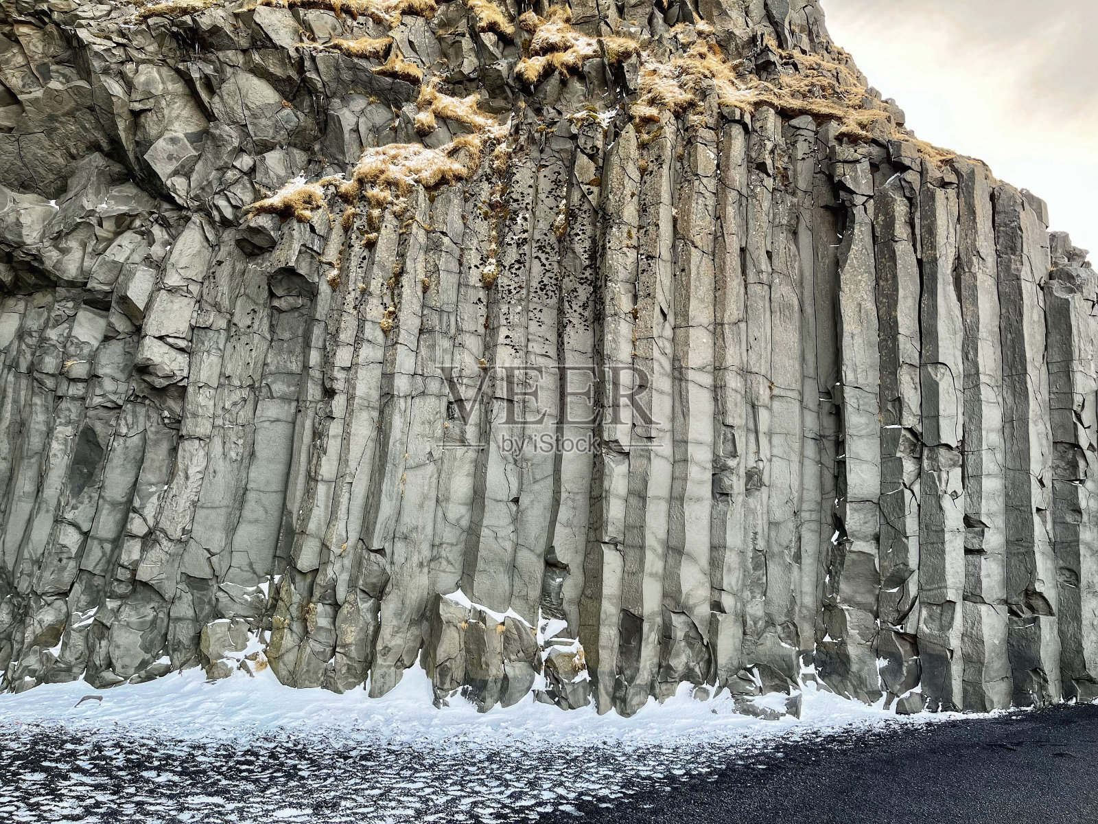 雄伟的雷尼斯菲加拉玄武岩柱照片摄影图片