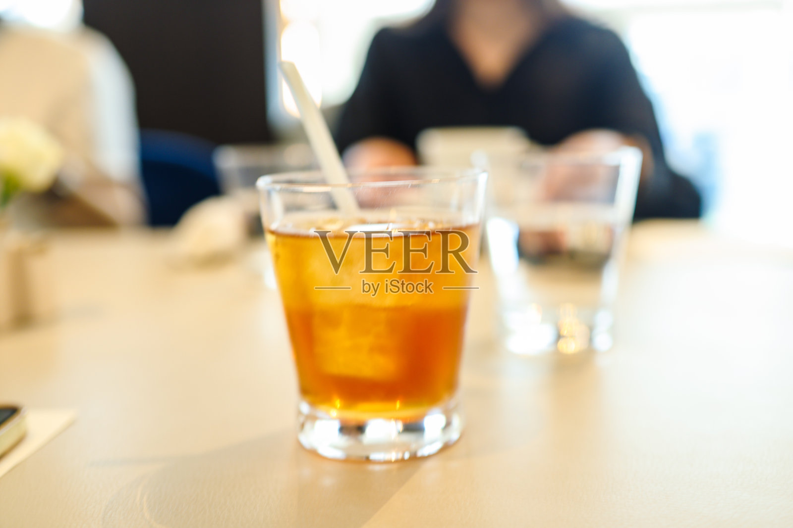 咖啡厅下午茶的冷茶照片摄影图片