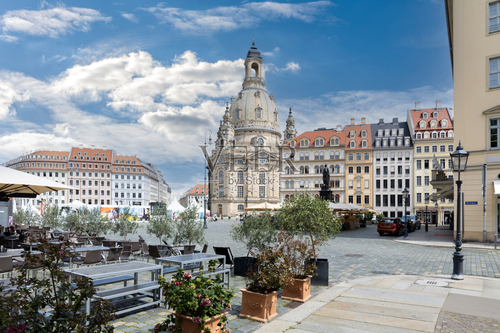 德国德累斯顿的历史城市中心。照片摄影图片