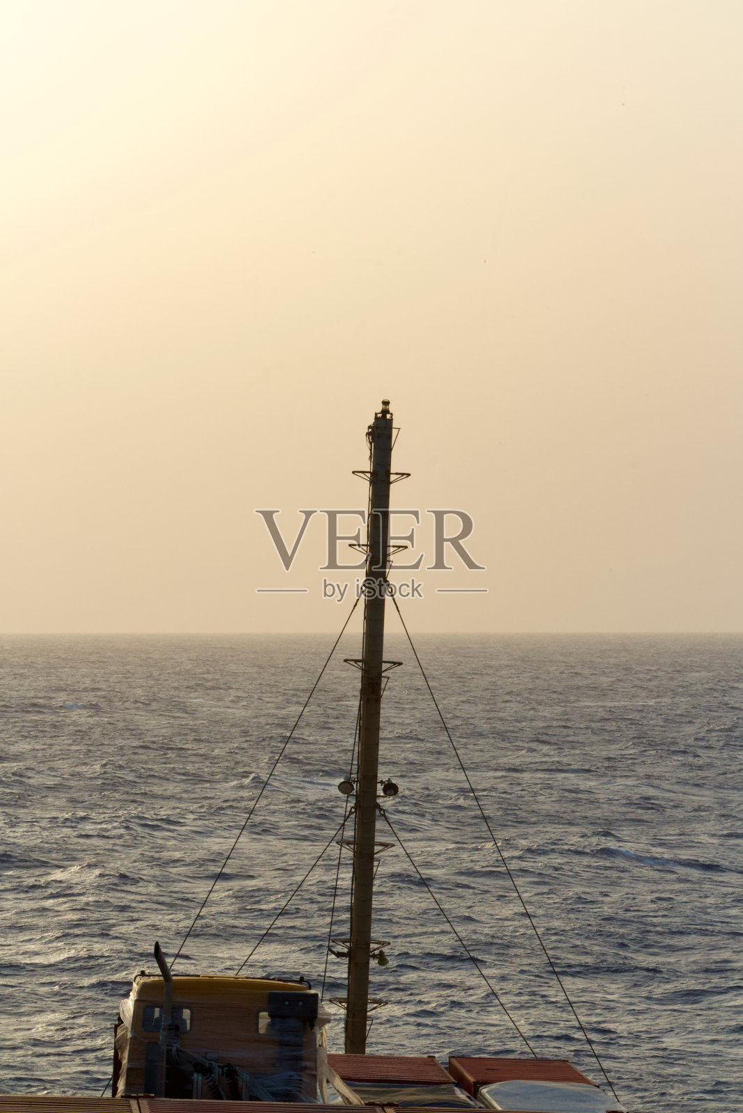 商船的前桅照片摄影图片