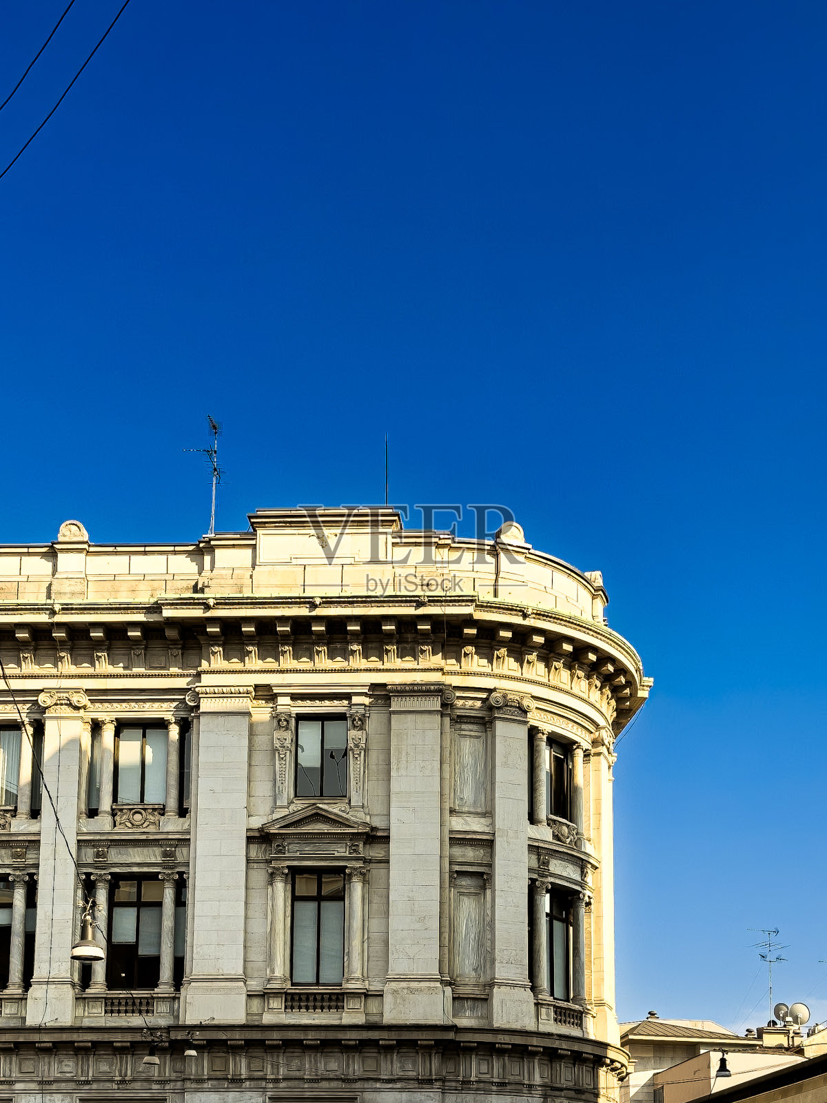 意大利米兰市中心的街景。照片摄影图片