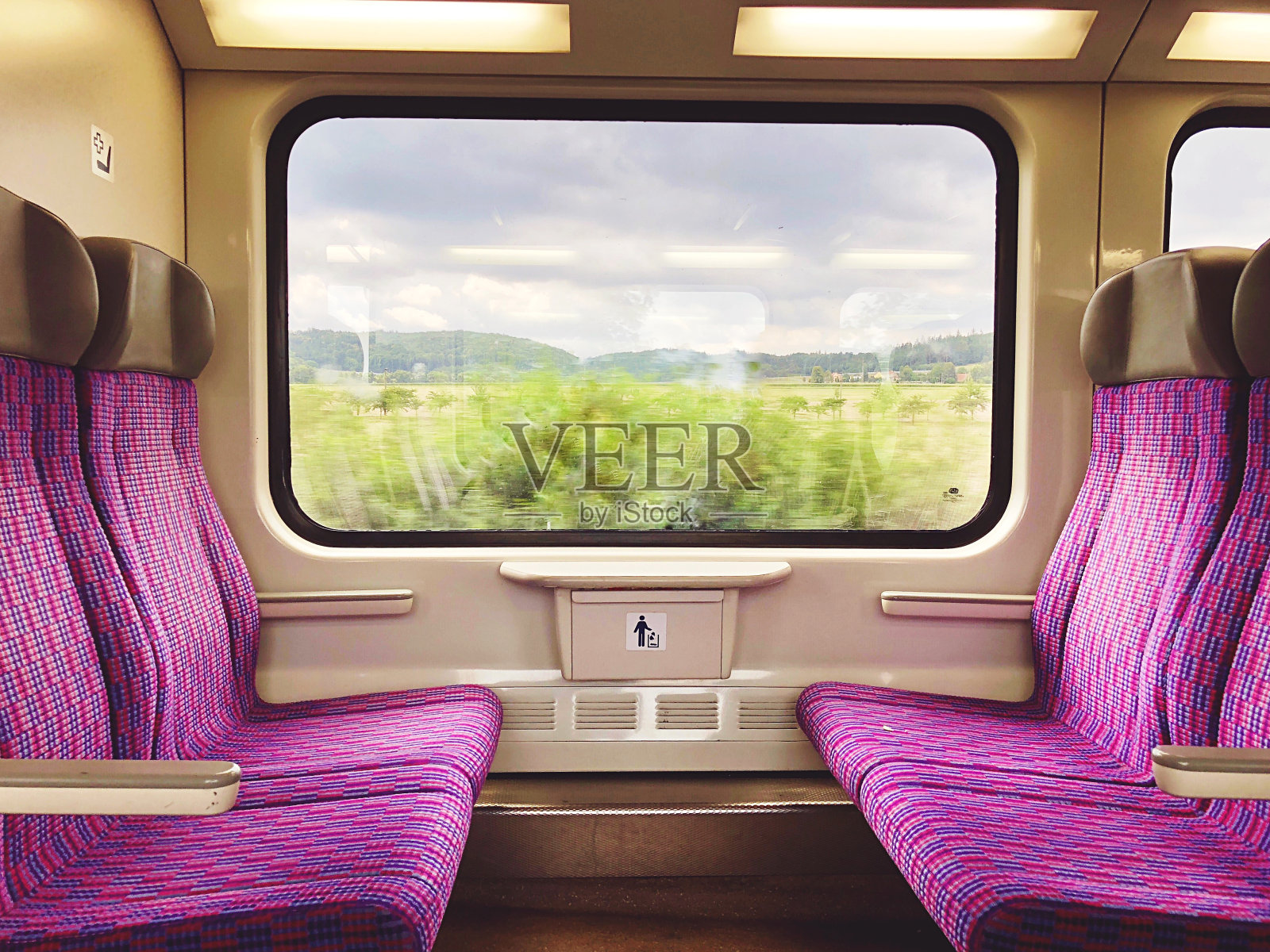 火车上的空座照片摄影图片