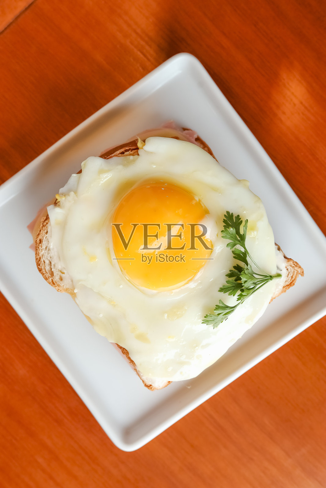 简单的鸡蛋三明治照片摄影图片