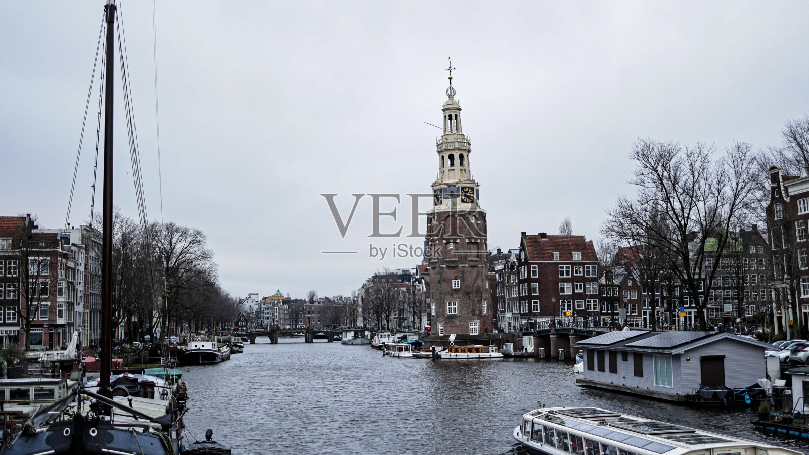 阿姆斯特丹蒙特尔班斯托伦钟楼景色,阿姆斯特丹热门景点照片摄影图片