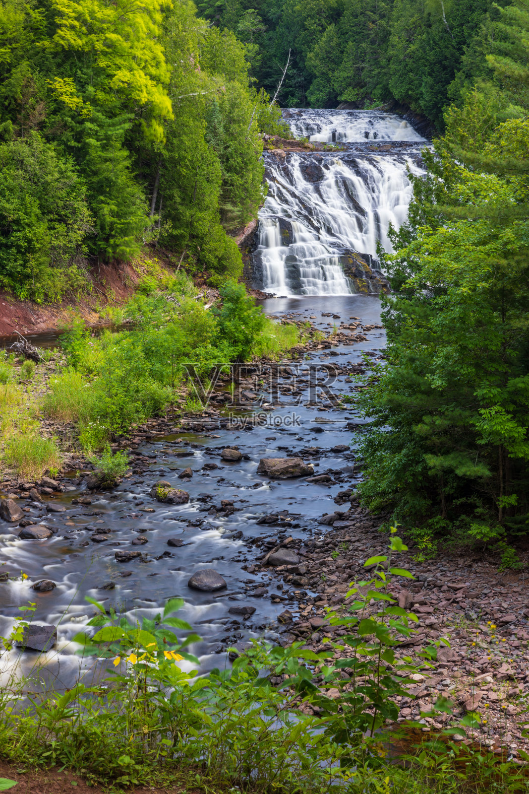 马铃薯河下游瀑布照片摄影图片