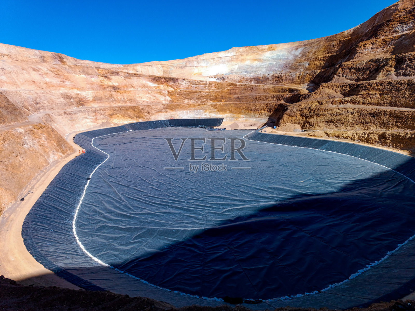 工矿土工合成材料的安装工艺照片摄影图片