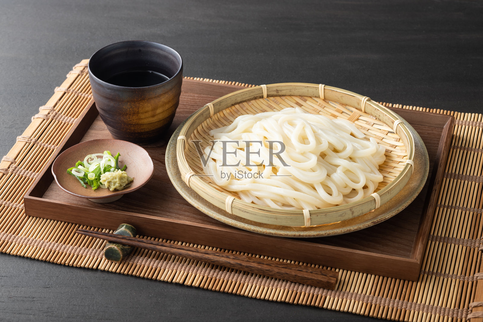 Zaru乌冬面照片摄影图片