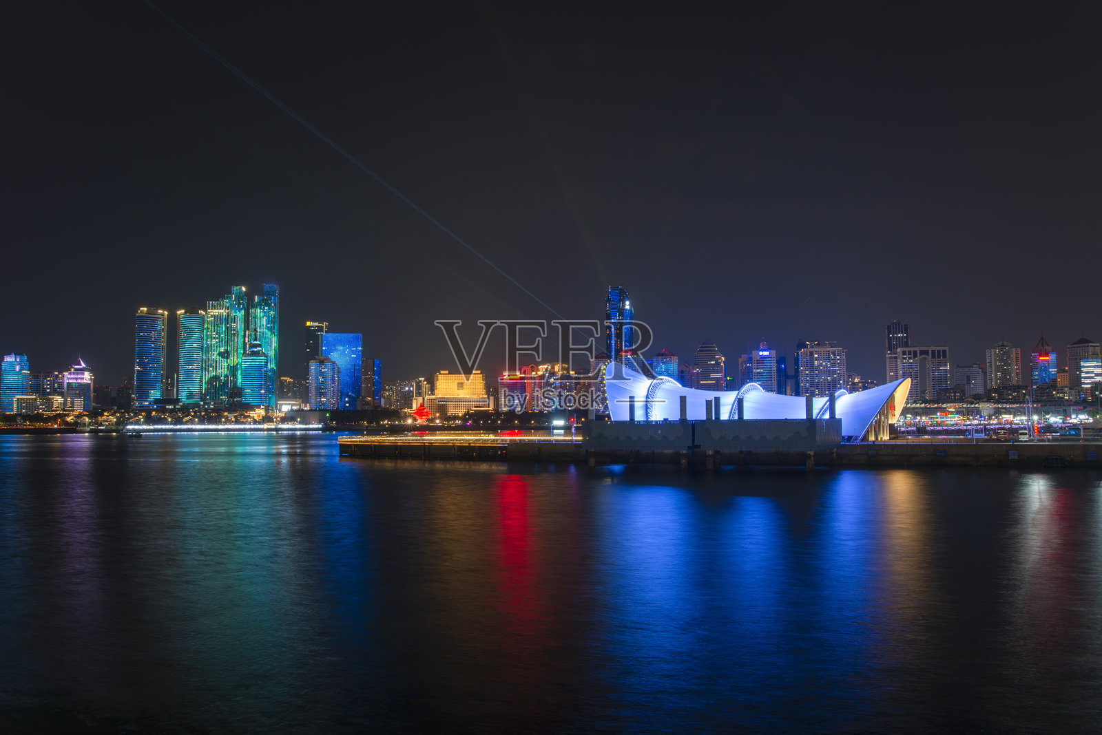 青岛夜景照片摄影图片