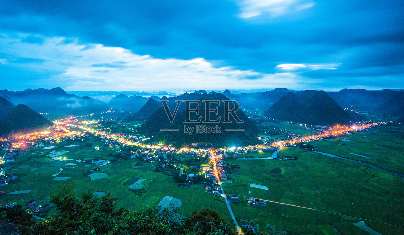 海山对天鸟瞰图照片摄影图片